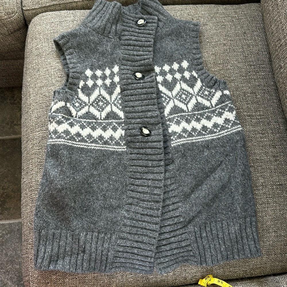 Banana Republic Fair Isle Wool Blend Mock Neck Button Sweater Vest Gray Size M